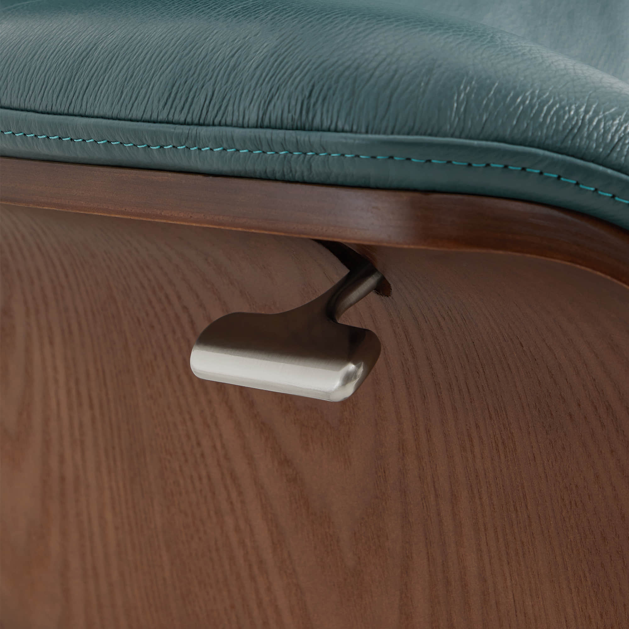 Elvin Leather Recliner & Ottoman - Image 24